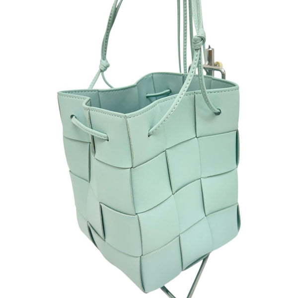 【BOTTEGAVENETA/ボッテガヴェネタ】 スモール カセット バケットバッグ ワンショルダー イントレチャート ショルダーバッグ レザー ライトブルー レディース【中古】【真子質店】【BL】




【Dxx】
