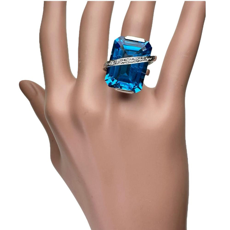 10.5号 ブルートパーズ 25.18ct ダイヤモンド 0.08ct リング・指輪 K18WGホワイトゴールド 18金 11.7g レディース 【中古】【真子質店】【NN】 【SMaMo】