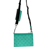 【LOUIS VUITTON/ルイ・ヴィトン】 ガストン タイガラマ M30934 ウェアラブルウォレット ショルダーバッグ レザー グリーンレザー（マイアミグリーン） レディース【中古】【真子質店】【BL】




【IKxx】