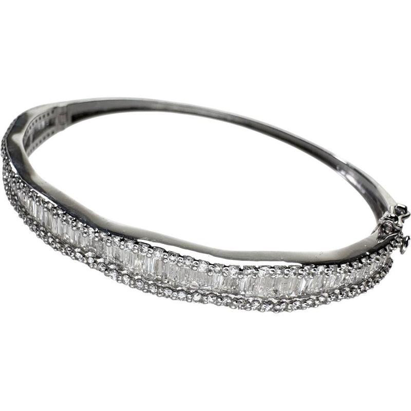バングル ダイヤモンド 2.82/1.34ct ブレスレット K18WGホワイトゴールド 18金 19.8g 17.5cm レディース
【中古】【真子質店】【NN】




【DKSY】