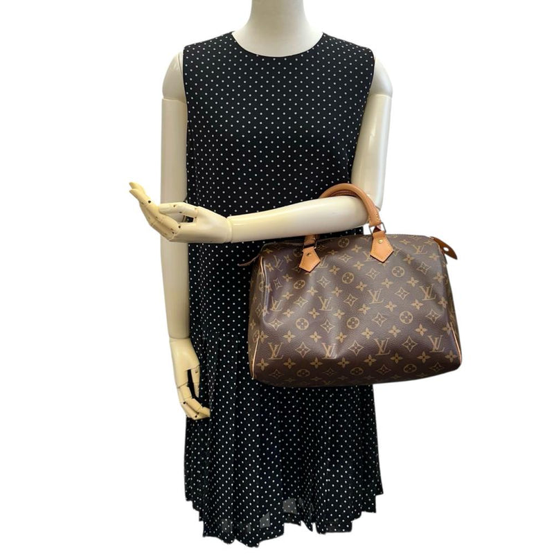【LOUIS VUITTON/ルイ・ヴィトン】 スピーディ30 モノグラム M41526 ハンドバッグ モノグラムキャンバス ブラウン レディース【中古】【真子質店】【BL】




【Ixxx】