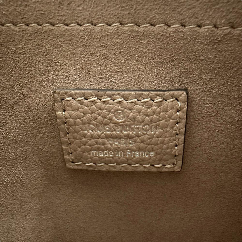 【LOUIS VUITTON/ルイ・ヴィトン】 ハンド・イット・オールPM M24255 ショルダーバッグ モノグラムマヒナ ガレ レディース【中古】【真子質店】【BL】




【TMaxx】