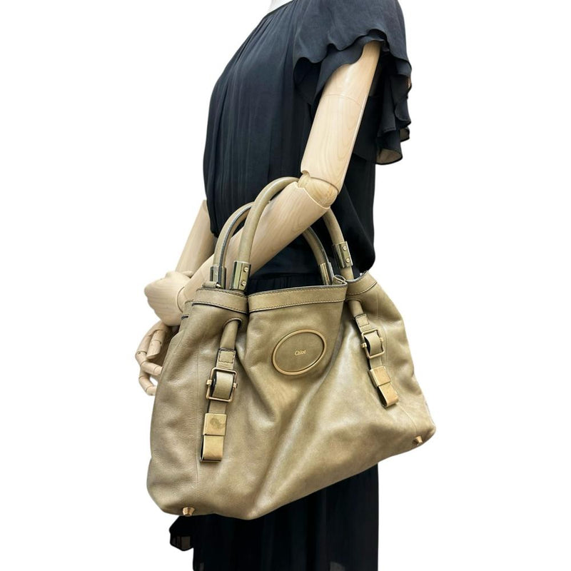 【Chloe/クロエ】 ヴィクトリア 2WAYバッグ ショルダーバッグ ハンドバッグ レザー ベージュレザー/ゴールド金具 レディース【中古】【真子質店】【BL】 【IMix】