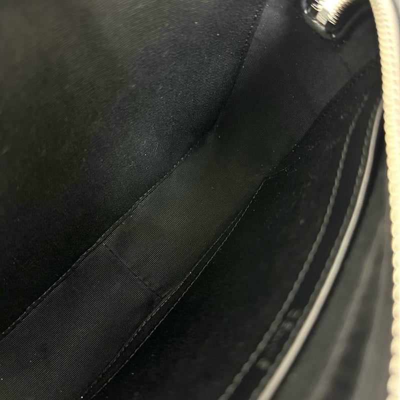 【CELINE/セリーヌ】 113942EVJ.38SI トリオンフ スモール メッセンジャー ショルダーバッグ レザー ブラウンレザー/シルバー金具 レディース【中古】【真子質店】【BL】 【IIxx】