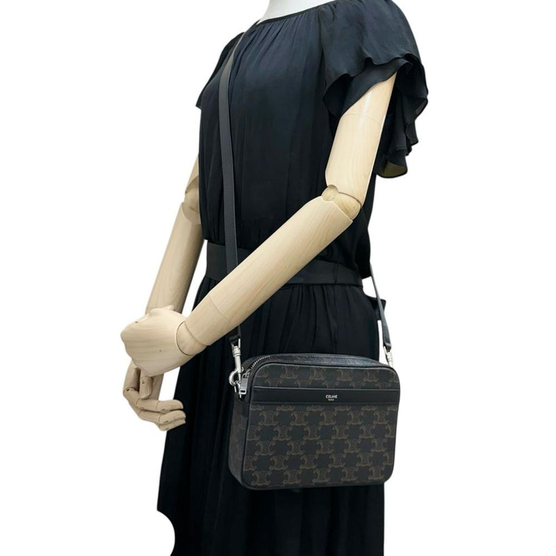 【CELINE/セリーヌ】 113942EVJ.38SI トリオンフ スモール メッセンジャー ショルダーバッグ レザー ブラウンレザー/シルバー金具 レディース【中古】【真子質店】【BL】 【IIxx】