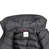 【MONCLER/モンクレール】 G20911C00023 AJA ダウンコート ダウンジャケット 2021年頃 ナイロン/ダウン/フェザー ブラック メンズ【中古】【真子質店】【GD】




【IMaMox】