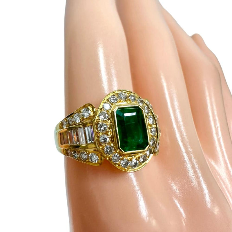 11.5号 エメラルド 1.03ct ダイヤモンド 計0.59ct リング・指輪 K18ゴールド 18金 6.1g レディース
【中古】【真子質店】【NN】




【IxTMa】