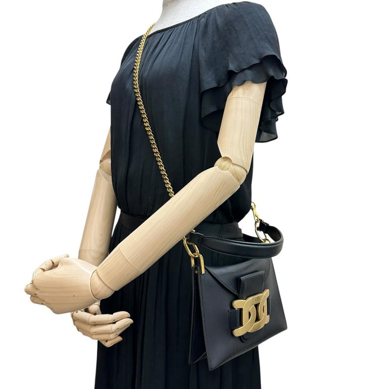 【TOD’S/トッズ】 2WAY チェーンショルダー ショルダーバッグ レザー ブラック/ゴールド金具 レディース【中古】【真子質店】【BL】 【MoMax】