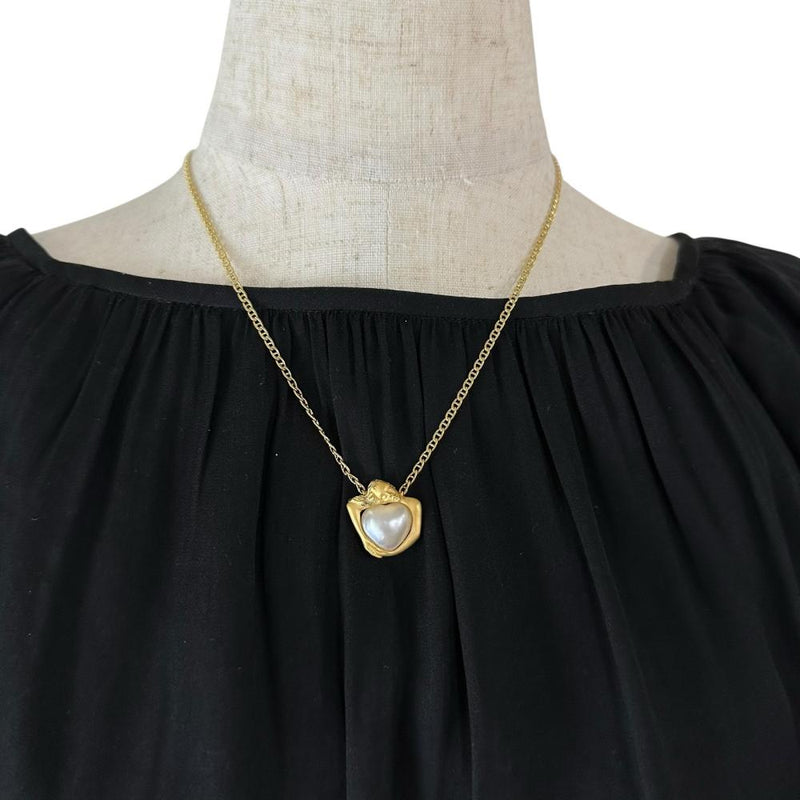 【Carrera y Carrera/カレライカレラ】 女性モチーフ ハートモチーフ マベパール ネックレス K18ゴールド 18金 11.6g 45cm レディース 【中古】【真子質店】【BL】 【IMoSMo】