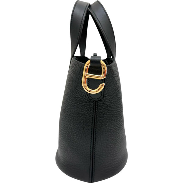 【HERMES/エルメス】 インザループ18 ハンドバッグ W刻印(2024年) レザー ブラック レディース【中古】【真子質店】【BL】




【YMaxx】