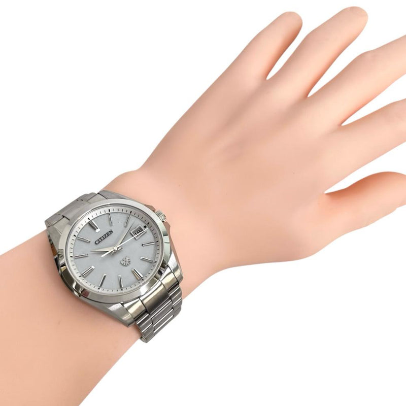 【CITIZEN/シチズン】 ザ・シチズン AQ4060-50W 300本限定 エコドライブ 腕時計 ステンレススチール ソーラー 模様入りホワイトシェル文字盤 メンズ 【中古】【真子質店】【GD】 【IMaMox】
