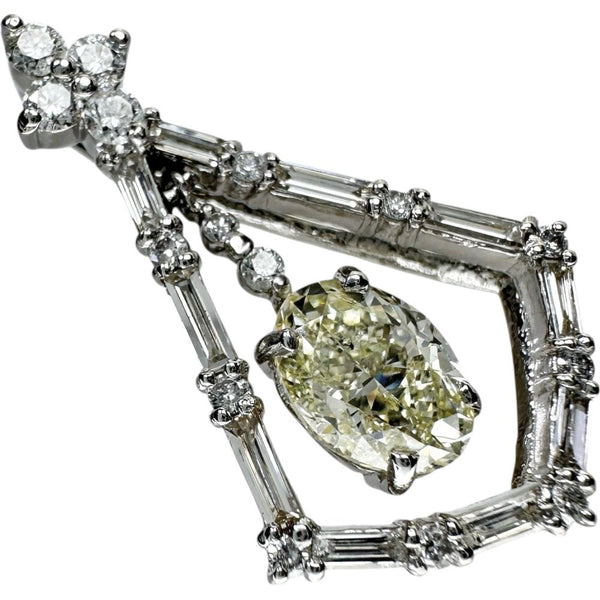 中央ダイヤモンド(VLY-SI1) 1.007ct ダイヤモンド 計0.45ct ペンダントトップ Pt900プラチナ 2.6g レディース
【中古】【真子質店】【NN】




【IIDD】
