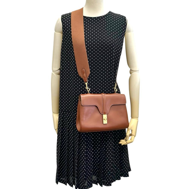 【CELINE/セリーヌ】 ティーン ソフト16 ショルダーバッグ レザー ブラウン レディース【中古】【真子質店】【BL】




【IYMox】