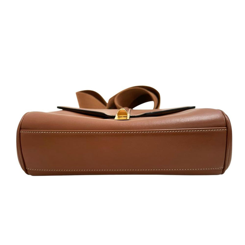 【CELINE/セリーヌ】 ティーン ソフト16 ショルダーバッグ レザー ブラウン レディース【中古】【真子質店】【BL】




【IYMox】