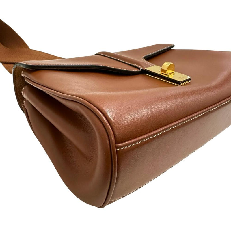 【CELINE/セリーヌ】 ティーン ソフト16 ショルダーバッグ レザー ブラウン レディース【中古】【真子質店】【BL】




【IYMox】