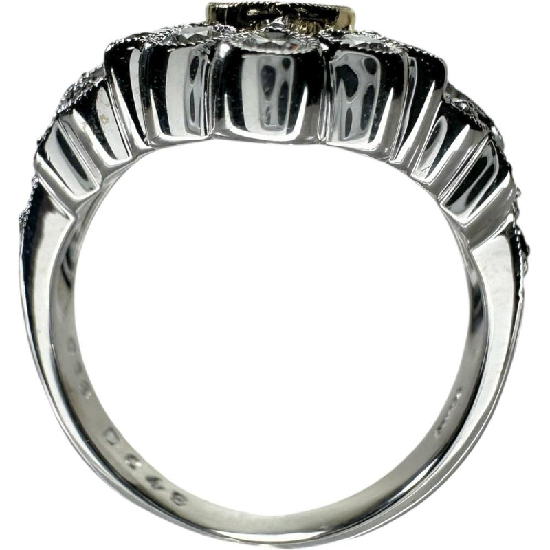 12号 中央ダイヤモンド 0.38ct その他ダイヤモンド 0.48ct リング・指輪 K18WGホワイトゴールド 18金/K18YGイエローゴールド 18金 6.8g レディース
【中古】【真子質店】【NN】




【IIMaMa】