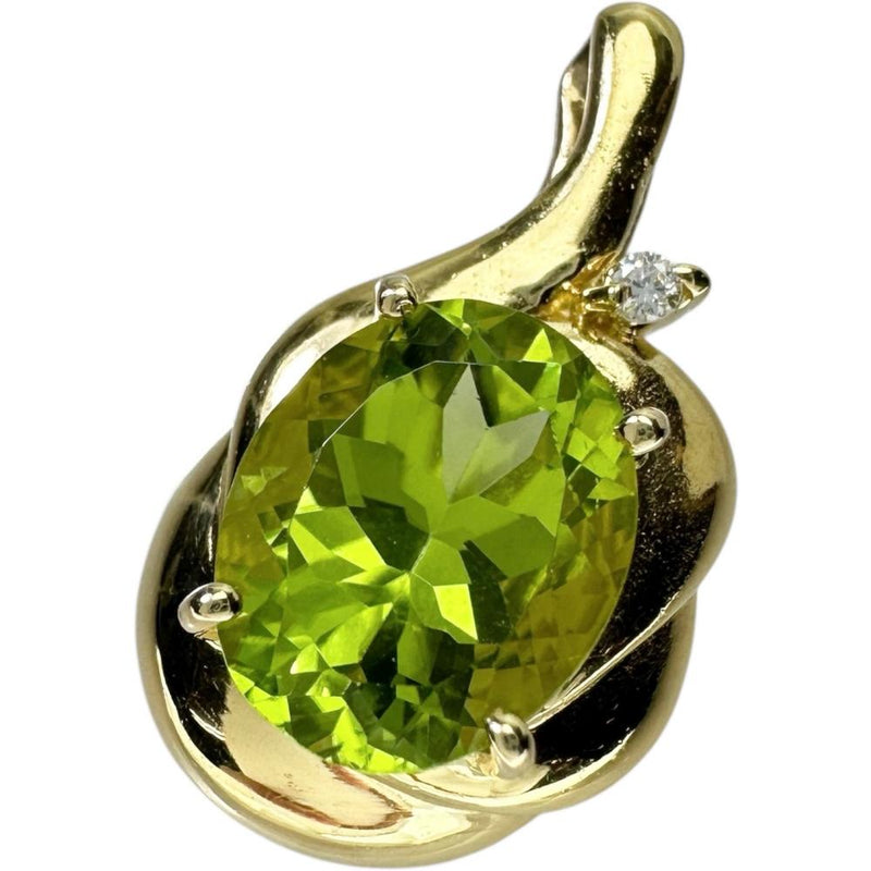 ペリドット 2.71ct ダイヤモンド 計0.02ct ペンダントトップ K18ゴールド 18金 4.7g レディース
【中古】【真子質店】【NN】




【MoKT】