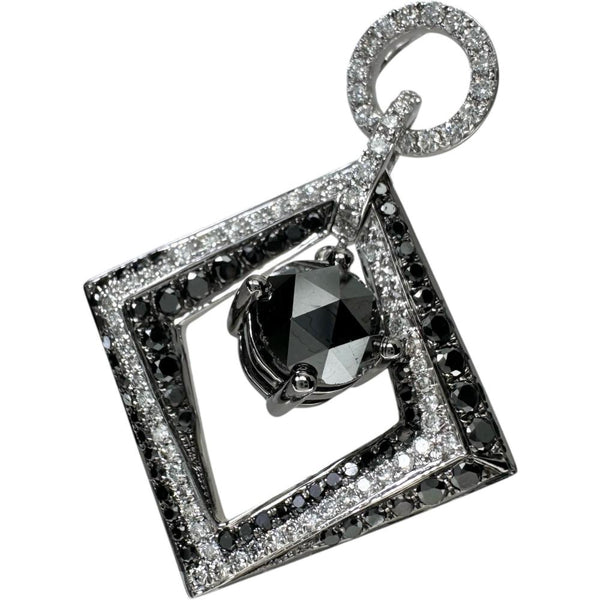 ブラックダイヤモンド 計1.07ct ダイヤモンド 計0.77ct ペンダントトップ K18WGホワイトゴールド 18金 3.8g レディース
【中古】【真子質店】【NN】




【YYx】