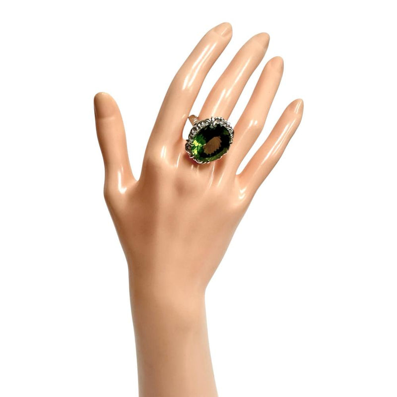 19号 ペリドット 17.159ct ダイヤモンド 計0.11ct リング・指輪 Pt900プラチナ 15.8g レディース
【中古】【真子質店】【NN】




【TDSK】