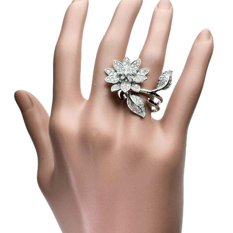 12号 花＆葉モチーフ ダイヤモンド 1.40ct リング・指輪 K18WGホワイトゴールド 18金 12.7g レディース
【中古】【真子質店】【NN】




【TIDMo】