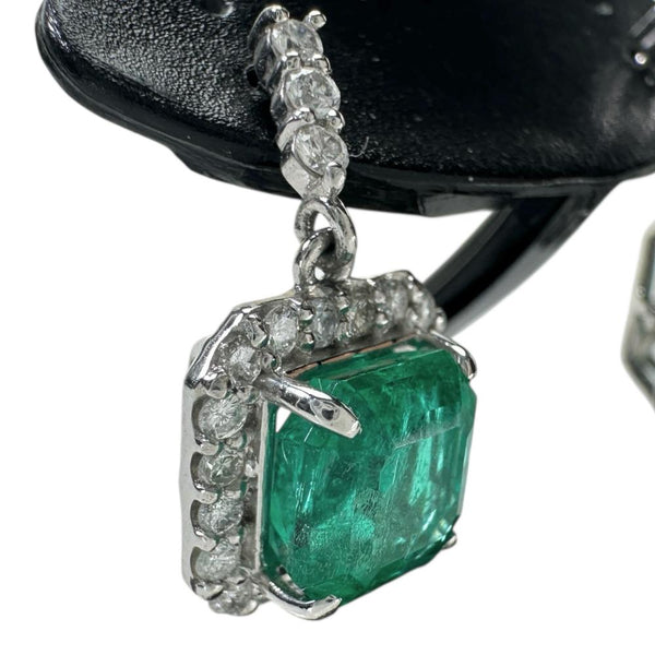 エメラルド 1.27/1.38ct ダイヤモンド 0.23×2ct ピアス Pt950プラチナ/Pt900プラチナ 3.8g レディース
【中古】【真子質店】【NN】




【Txxx】