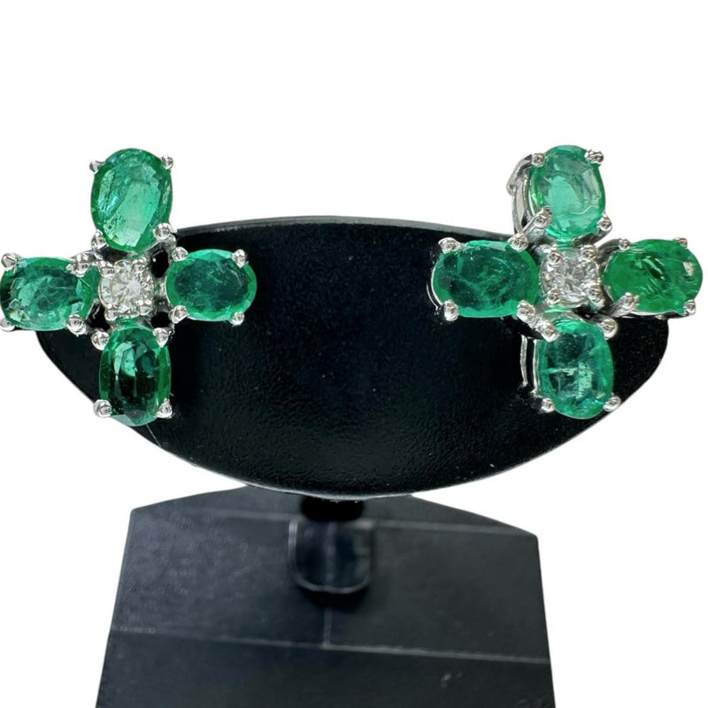 エメラルド 1.34ct ダイヤモンド 0.10ct ピアス K18WGホワイトゴールド 18金 2.5g レディース
【中古】【真子質店】【NN】




【MoIK】