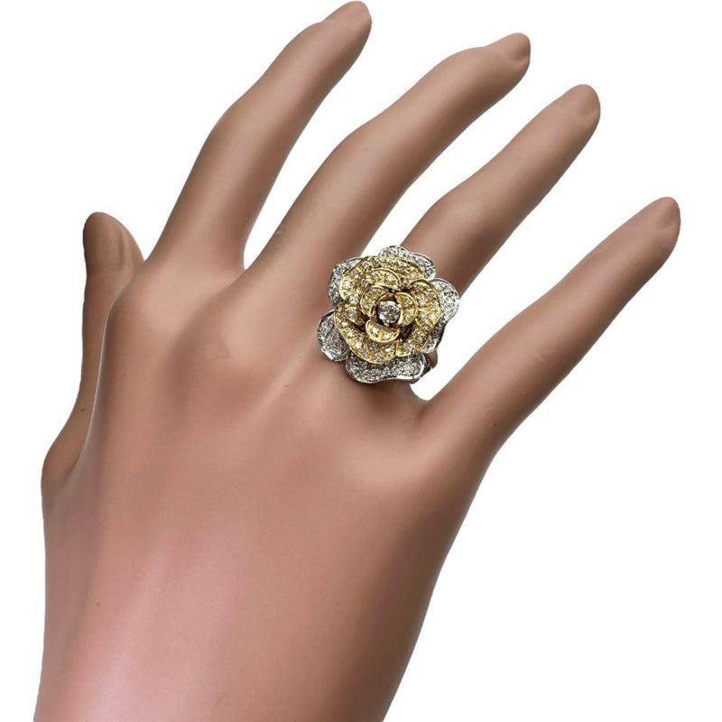 12.5号 フラワー/花デザイン ダイヤモンド 0.64ct リング・指輪 K18WGホワイトゴールド 18金/K18YGイエローゴールド 18金 9.1g レディース
【中古】【真子質店】【NN】




【IMaxS】