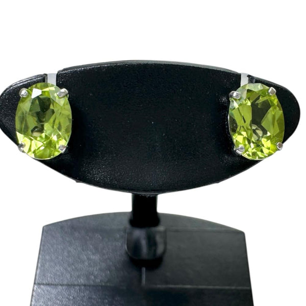 ペリドット 0.80×2ct ピアス K18WGホワイトゴールド 18金 0.8g レディース
【中古】【真子質店】【NN】




【KK】