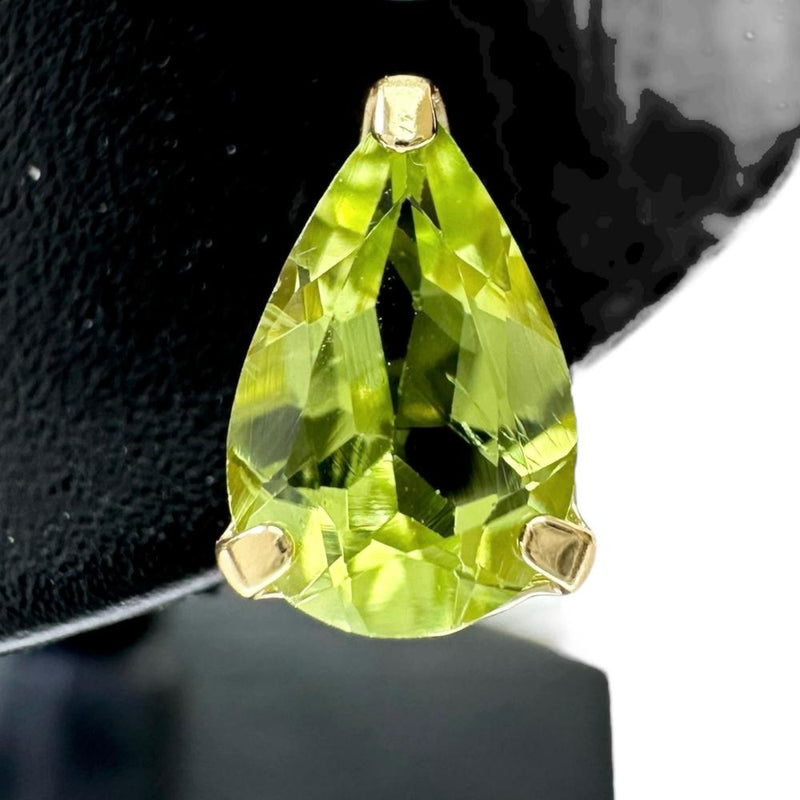 しずくモチーフ ペリドット 0.35×2ct ピアス K18ゴールド 18金 0.5g レディース
【中古】【真子質店】【NN】




【YY】