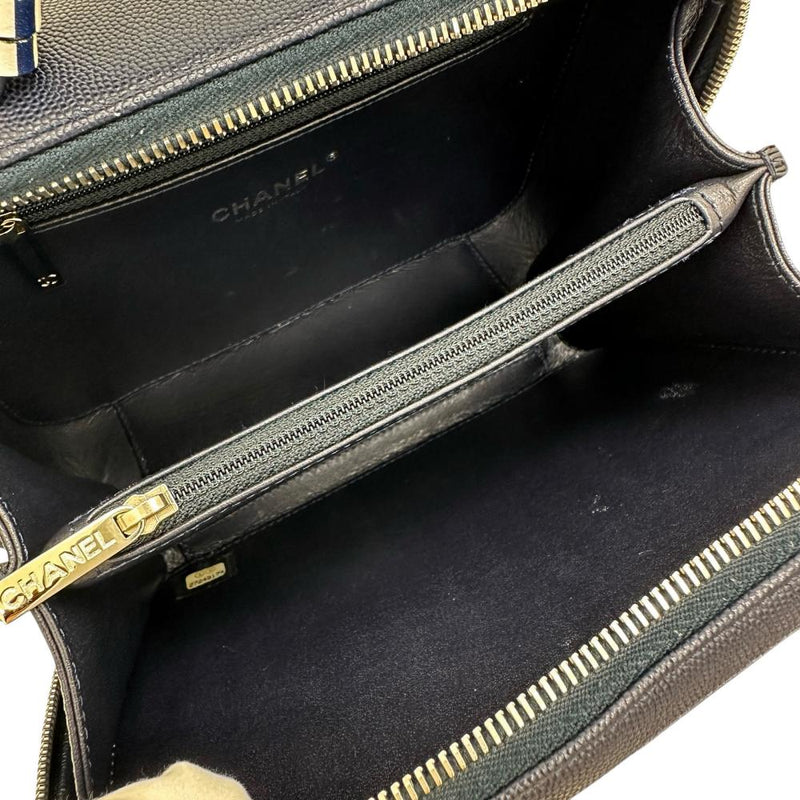 【CHANEL/シャネル】 CCフィリグリー カード/シール有 チェーンショルダー バニティ ハンドバッグ キャビアスキン ネイビー/ホワイト レディース【中古】【真子質店】【BL】




【MaMoxx】