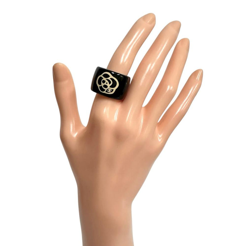13号【CHANEL/シャネル】 ココマーク カメリア リング・指輪 プラスチック 3.6g ブラック レディース
【中古】【真子質店】【GD】




【Ixx】