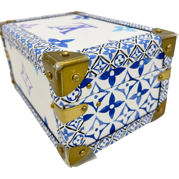 【LOUIS VUITTON/ルイ・ヴィトン】 バイザプール コフレ・トレゾール24 M22995 小物入れ ジュエリーボックス トランク PVCコーティングキャンバス ホワイト系/ブルー レディース【中古】【真子質店】【BL】




【MoMaxx】
