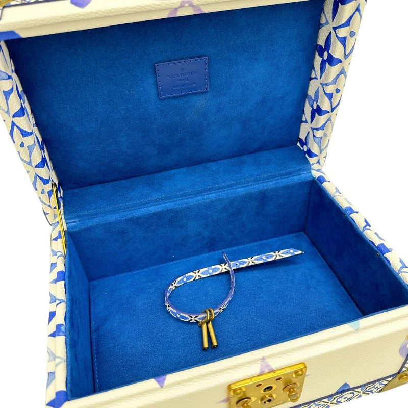 【LOUIS VUITTON/ルイ・ヴィトン】 バイザプール コフレ・トレゾール24 M22995 小物入れ ジュエリーボックス トランク PVCコーティングキャンバス ホワイト系/ブルー レディース【中古】【真子質店】【BL】




【MoMaxx】