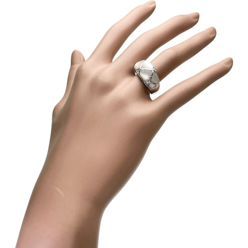 13号 ホワイトシェル ダイヤモンド 0.12ct リング・指輪 K18WGホワイトゴールド 18金 9.6g レディース
【中古】【真子質店】【NN】




【Ixxx】