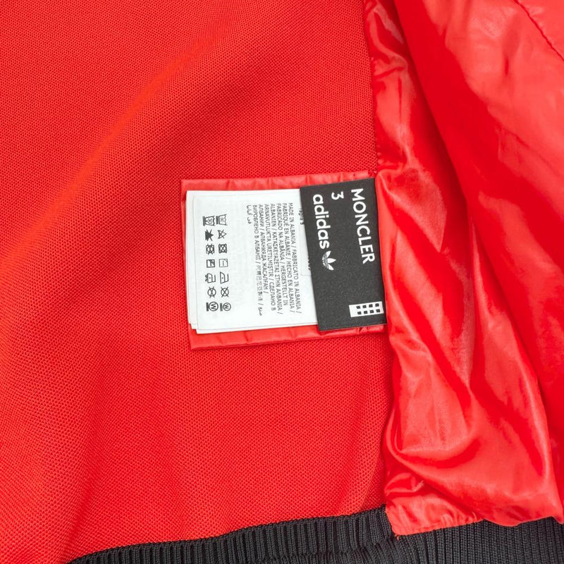 【MONCLER/モンクレール】 I209S8G00003 M2291 MONCLER×adidas ジップアップカーディガン トラックジャケット ハーフジャケット 2023年 ポリエステル/ナイロン レッド メンズ【中古】【真子質店】【GD】




【Dxx】