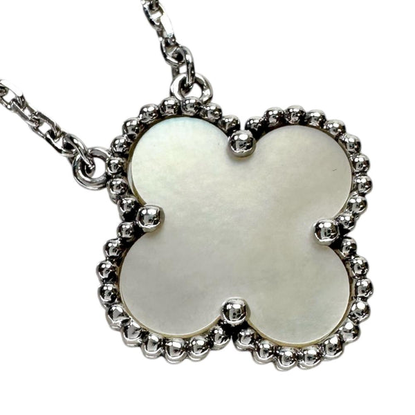 【Van Cleef & Arpels/ヴァンクリーフ＆アーペル】 ヴィンテージアルハンブラ ホワイトシェル ネックレス K18WGホワイトゴールド 18金 5.2g 42cm レディース
【中古】【真子質店】【GD】




【MaxTMo】