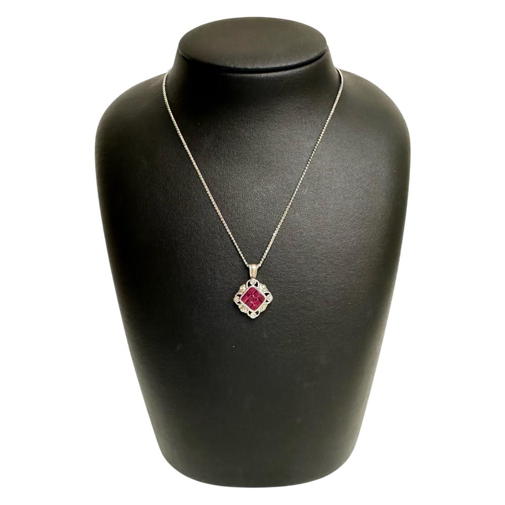 ミステリーセッティングルビー 計1.90ct ダイヤモンド 計0.18ct