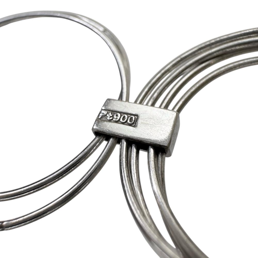 中古美品 Pt900プラチナリング 6g 15号 6連 リング・指輪 Pt900プラチナ 2.7g レディース 【中古