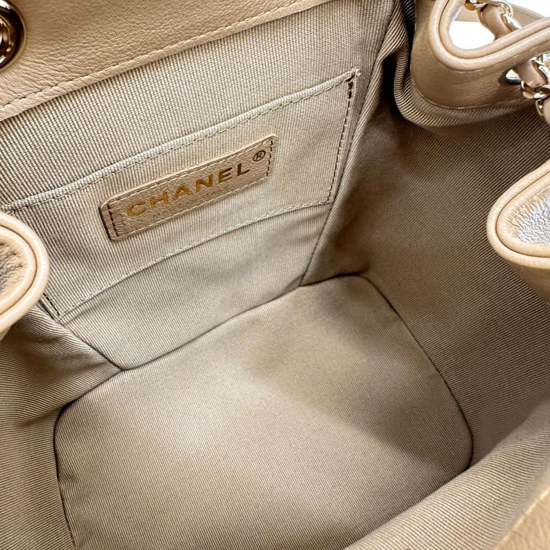 【CHANEL/シャネル】 AS2908 マトラッセ スモール バックパック リュック・デイパック シリアルプレート ラムスキン ベージュ レディース【中古】【真子質店】【BL】




【MoMaxx】
