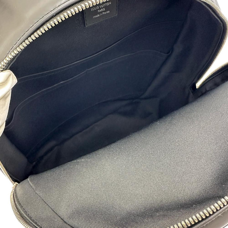 【LOUIS VUITTON/ルイ・ヴィトン】 ジョッシュ クリストファー ネメス バックパック ダミエグラフィット N41712 リュック・デイパック PVC ブラック メンズ【中古】【真子質店】【BL】




【IMaKMo】