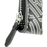 ★★Final Price Sale【COLE HAAN】 All-over Pattern Round Zipper Long Wallet Leather Gray/Black Women's【Used】【Makoto Shichiten】【BL】




【Ix】