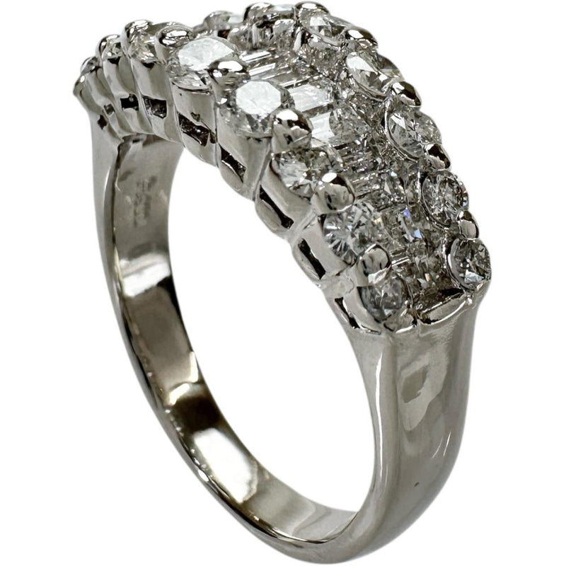 12号 ダイヤモンド 0.80/0.73ct リング・指輪 Pt900プラチナ 7.2g レディース
【中古】【真子質店】【NN】




【IIxx】