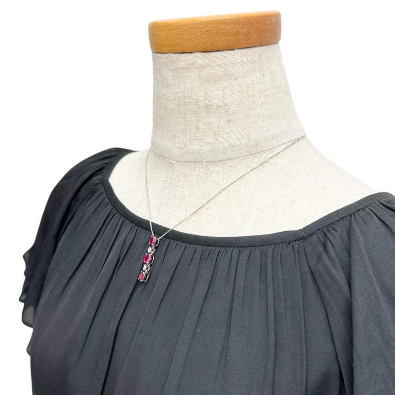 ルビー 0.65/0.68/0.79ct ダイヤモンド 0.15ct ネックレス Pt900プラチナ/Pt850プラチナ 4.6g 40cm レディース
【中古】【真子質店】【NN】




【IIxx】