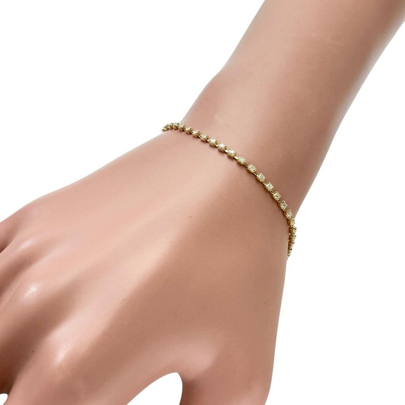 ダイヤモンド 1.8ct ブレスレット K18ゴールド 18金 3.5g 17.5cm レディース
【中古】【真子質店】【NN】




【MiMoMi】