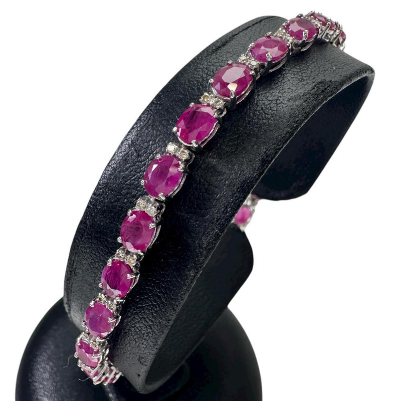 ルビー 計10.0ct ダイヤモンド 計0.40ct ブレスレット K18WGホワイトゴールド 18金 8.4g 17.5cm レディース
【中古】【真子質店】【NN】




【ITMiK】