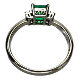 11.5号 エメラルド(三相) 0.792ct ダイヤモンド 0.22ct リング・指輪 Pt900プラチナ 4.0g レディース
【中古】【真子質店】【NN】




【MiTMo】