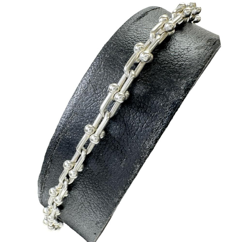 【TIFFANY&Co./ティファニー】 ブレスレット ハードウェア マイクロリンク シルバー925 7.3g 18.0cm レディース
【中古】【真子質店】【GD】




【MoMiMa】