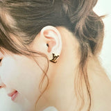 【LOUIS VUITTON/ルイ・ヴィトン】 ブックル ドレイユ･LV アイコニック ピアス GP 3.0g M00610 AK1211 ゴールド レディース
【中古】【真子質店】【GD】




【MaKD】