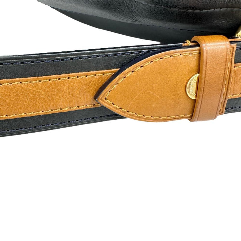 【LOUIS VUITTON/ルイ・ヴィトン】 アヴィエーター 2010年限定 M40383 2WAYショルダーバッグ ハンドバッグ キャンバス/レザー ネイビー/ブラック レディース【中古】【真子質店】【BL】




【SDY】