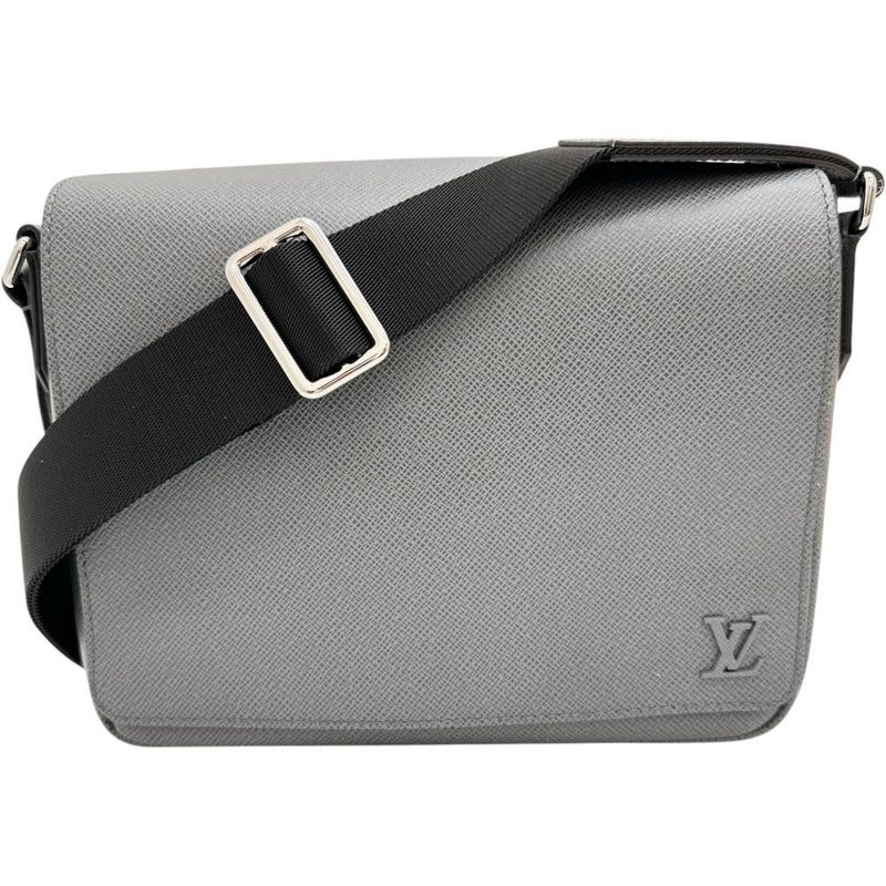 【LOUIS VUITTON/ルイ・ヴィトン】 ディストリクトPM NV3 タイガ M30851 ショルダーバッグ レザー グラシエ（グレー） メンズ【中古】【真子質店】【BL】




【IMaMoMa】